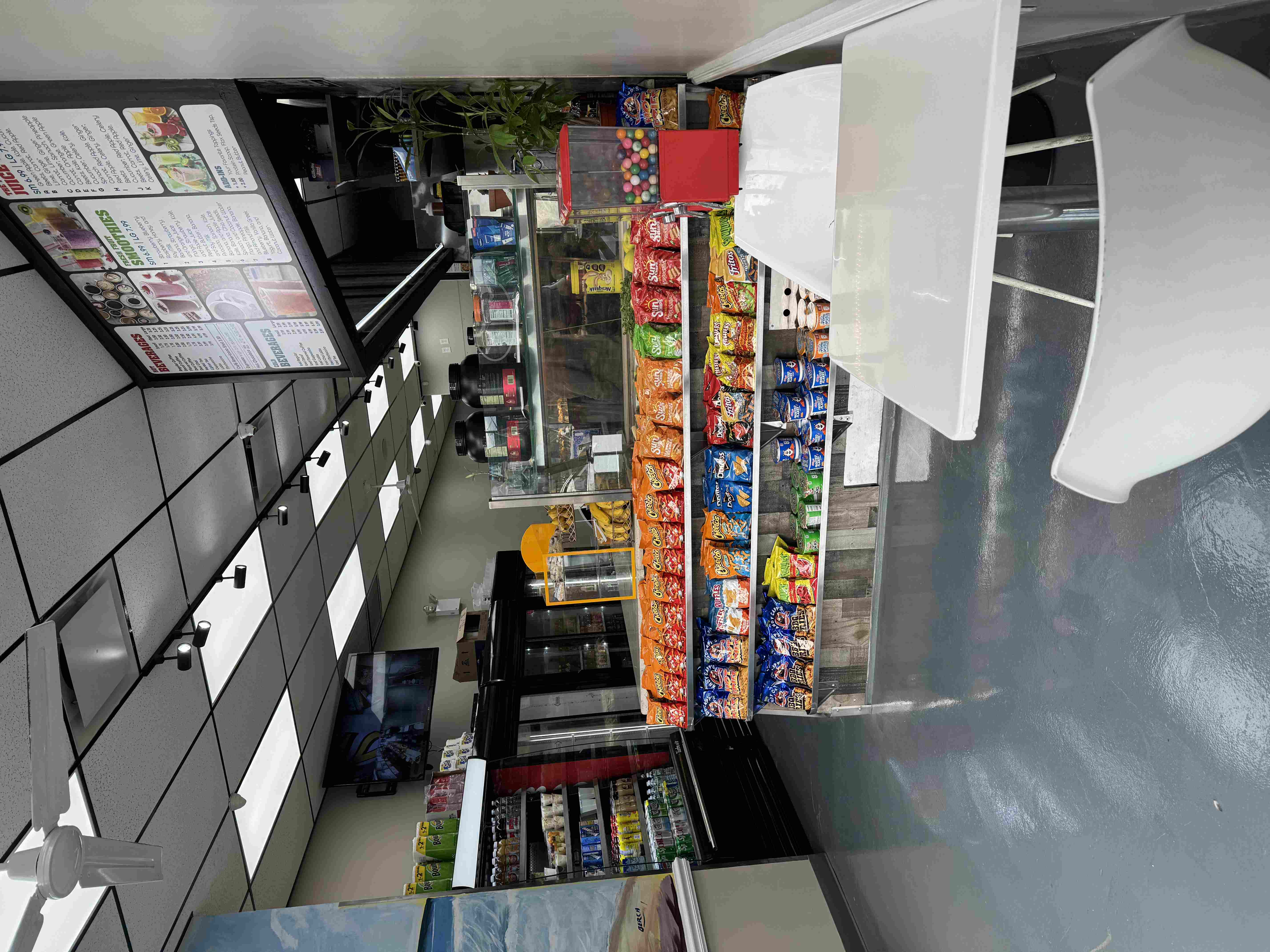 store1.jpg