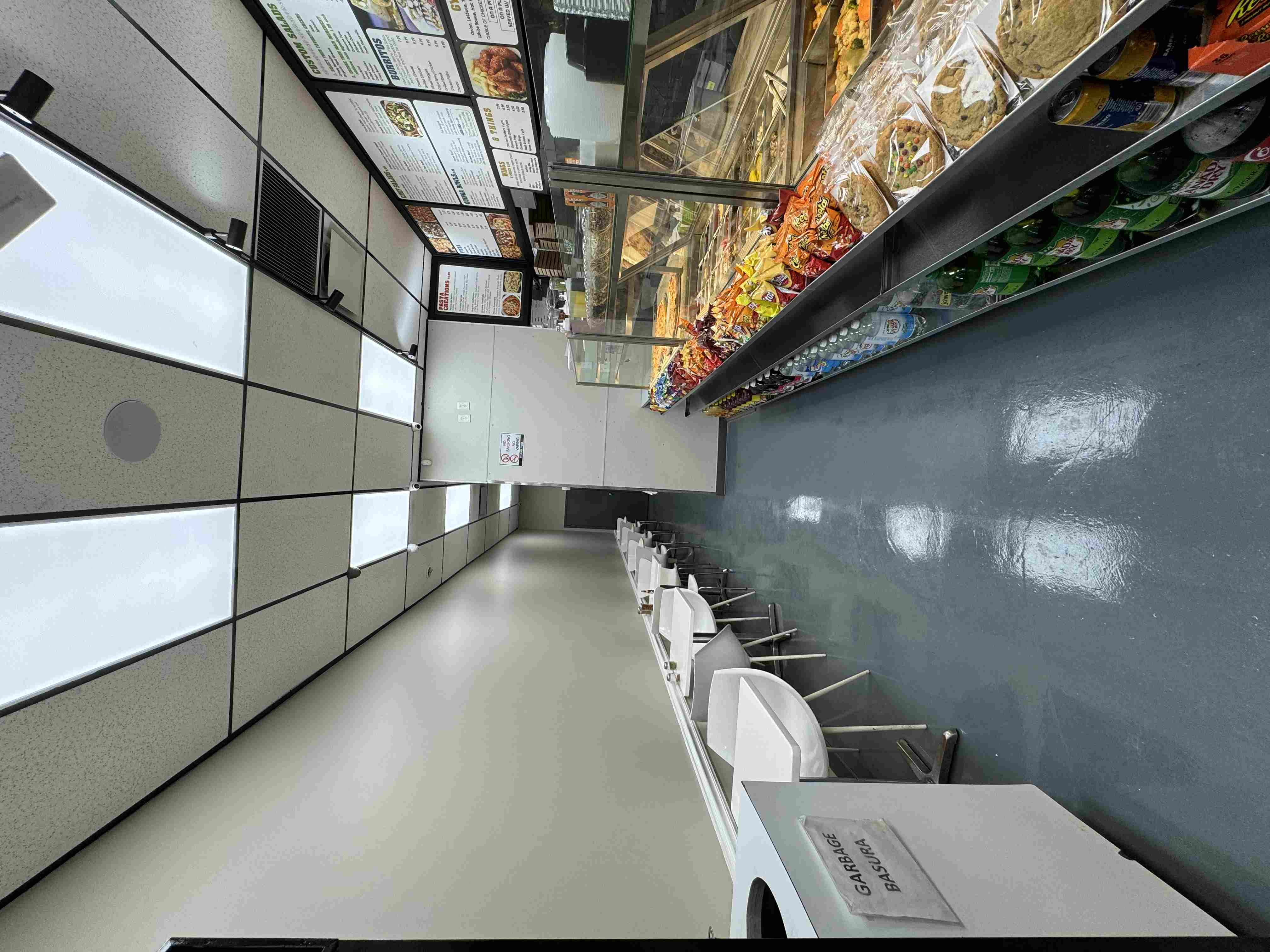 store2.jpg